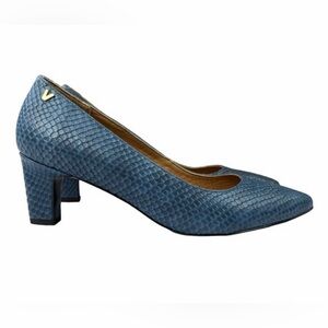 Vionic Blue Reptile Textured Pumps 8.5 | Comfort Mid Heel